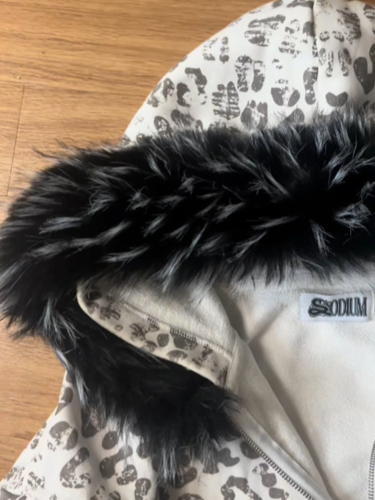 Jesienno-zimowa puszysta bluza – Vintage Zip Hoodie recenzja i cena