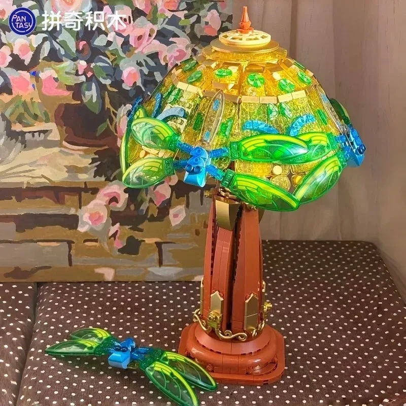 Lampa biurkowa z vintage szkła – Collectible Vintage Lamps recenzja i cena