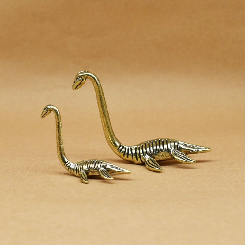 Statuetka Potwora z Loch Ness, – Vintage Collectible Christmas Ornaments recenzja i cena