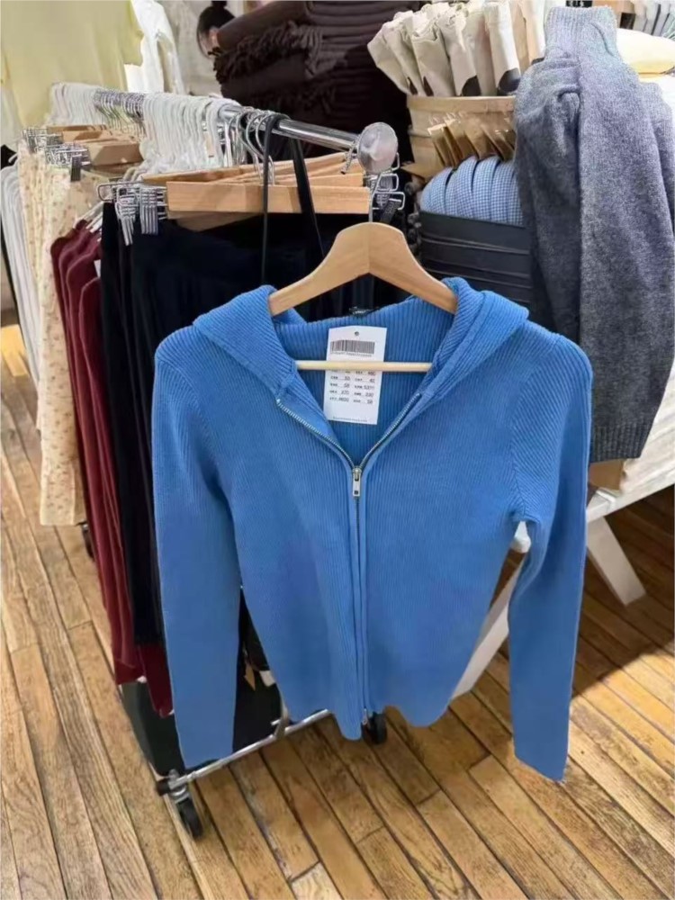 Niebieskie dzianinowe bluzy z  – Vintage Zip Hoodie recenzja i cena